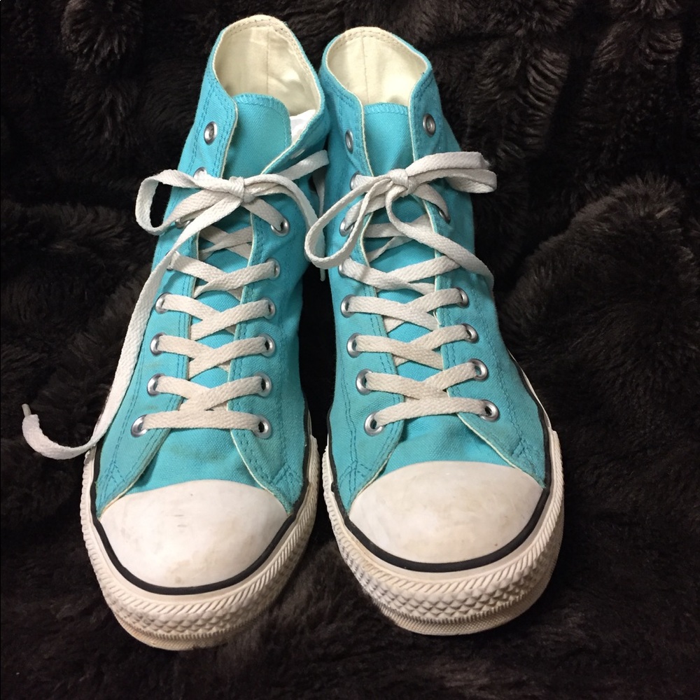 Turquoise converse